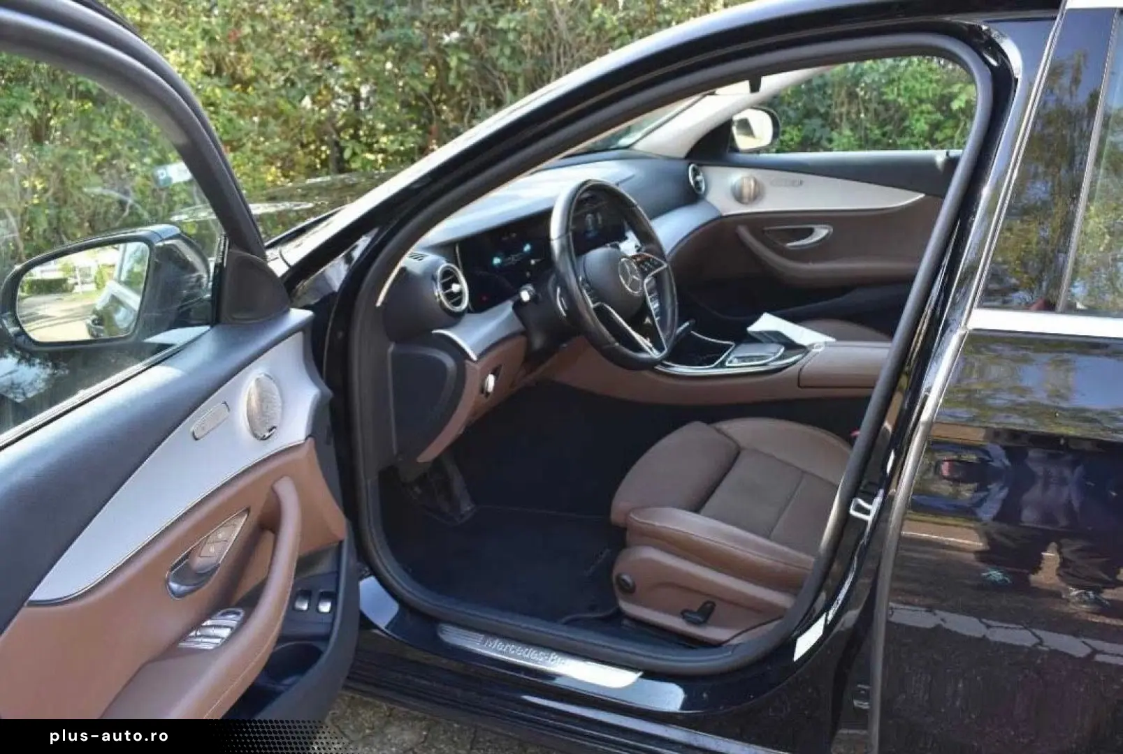 MERCEDES-BENZ E 300 e Lim. 4 Matic