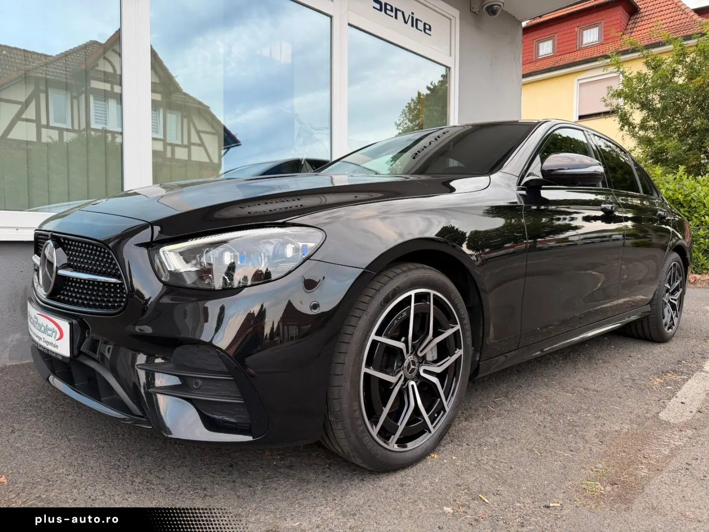 MERCEDES-BENZ E 300d 4M AMG Line
