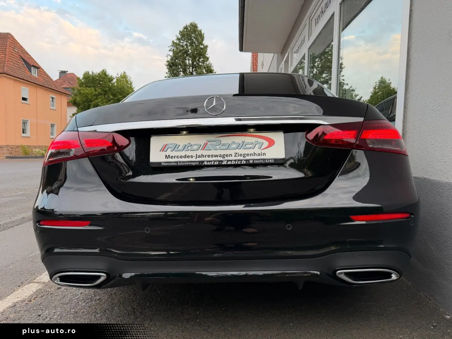 MERCEDES-BENZ E 300d 4M AMG Line