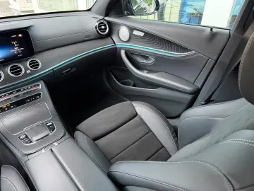 MERCEDES-BENZ E 300d 4M AMG Line
