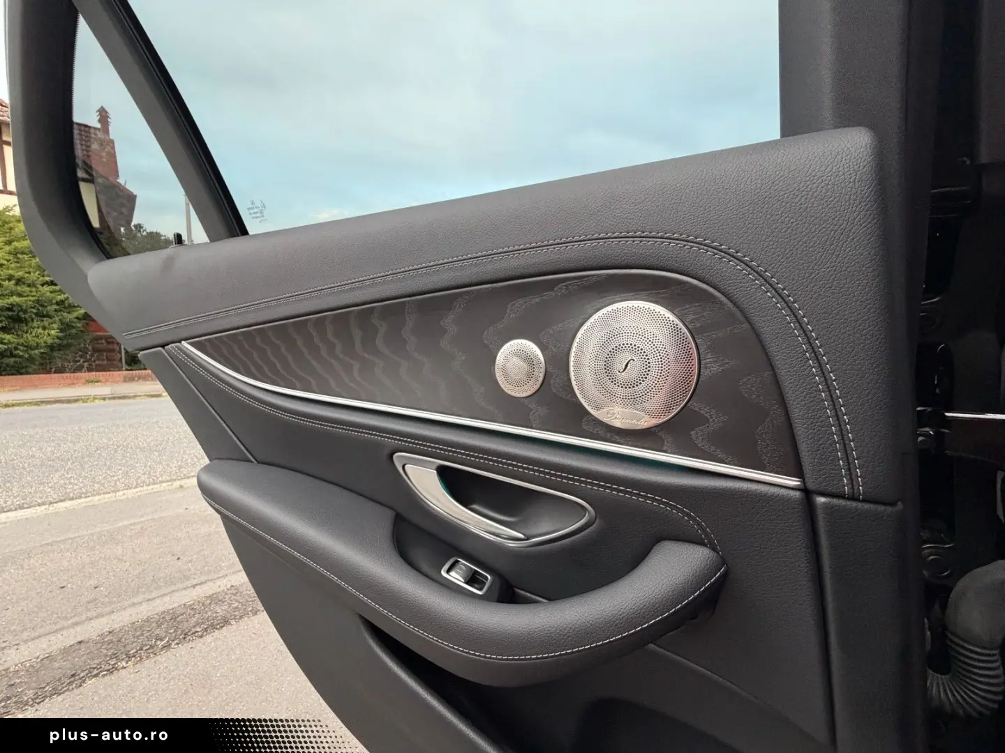 MERCEDES-BENZ E 300d 4M AMG Line