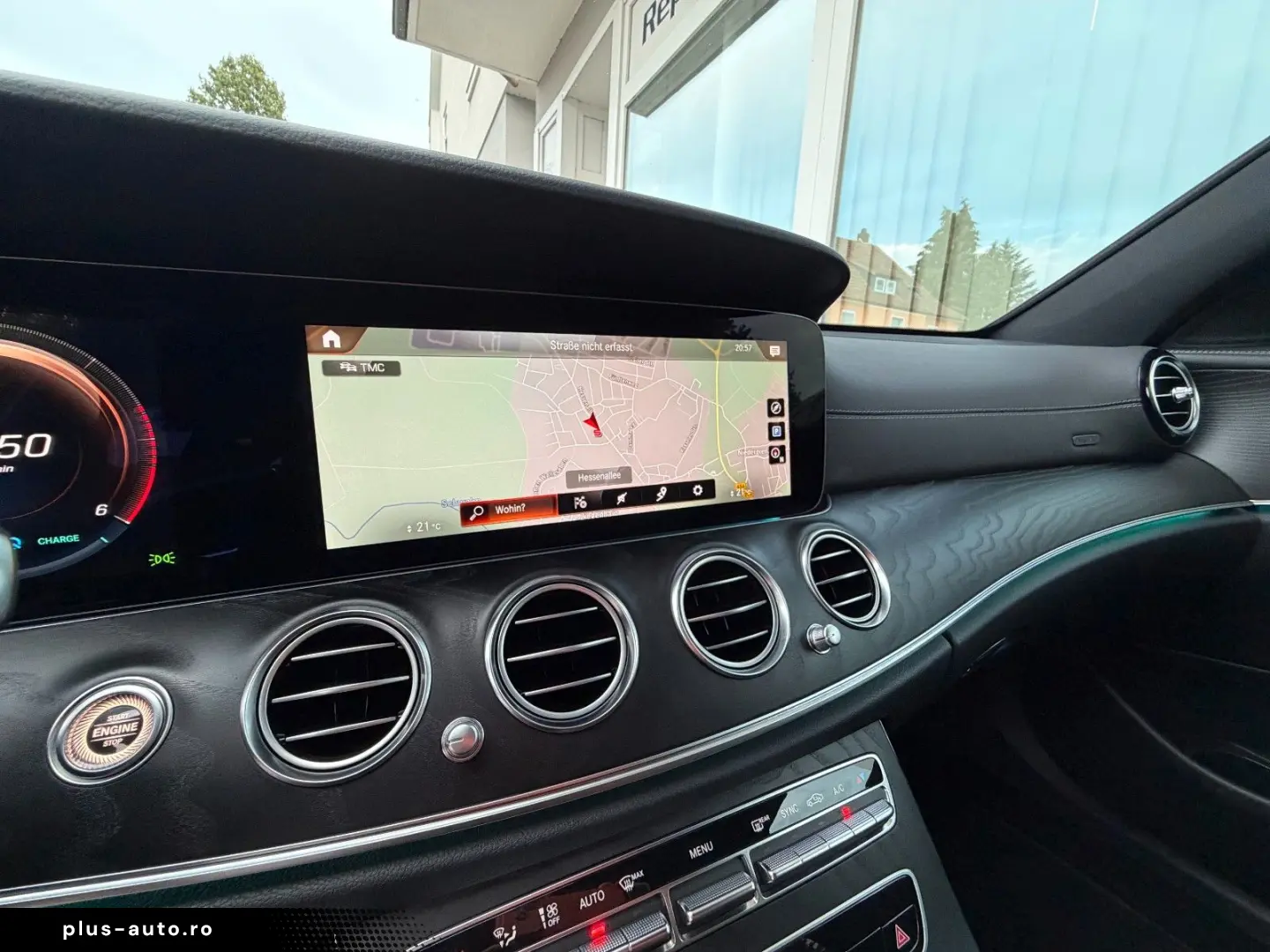 MERCEDES-BENZ E 300d 4M AMG Line