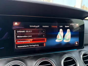 MERCEDES-BENZ E 300d 4M AMG Line