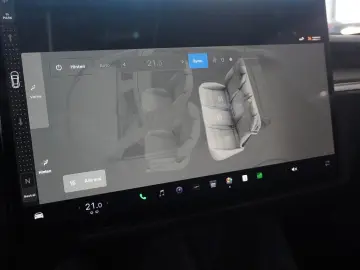 TESLA Model S DUAL-MOTOR LONGRANGE