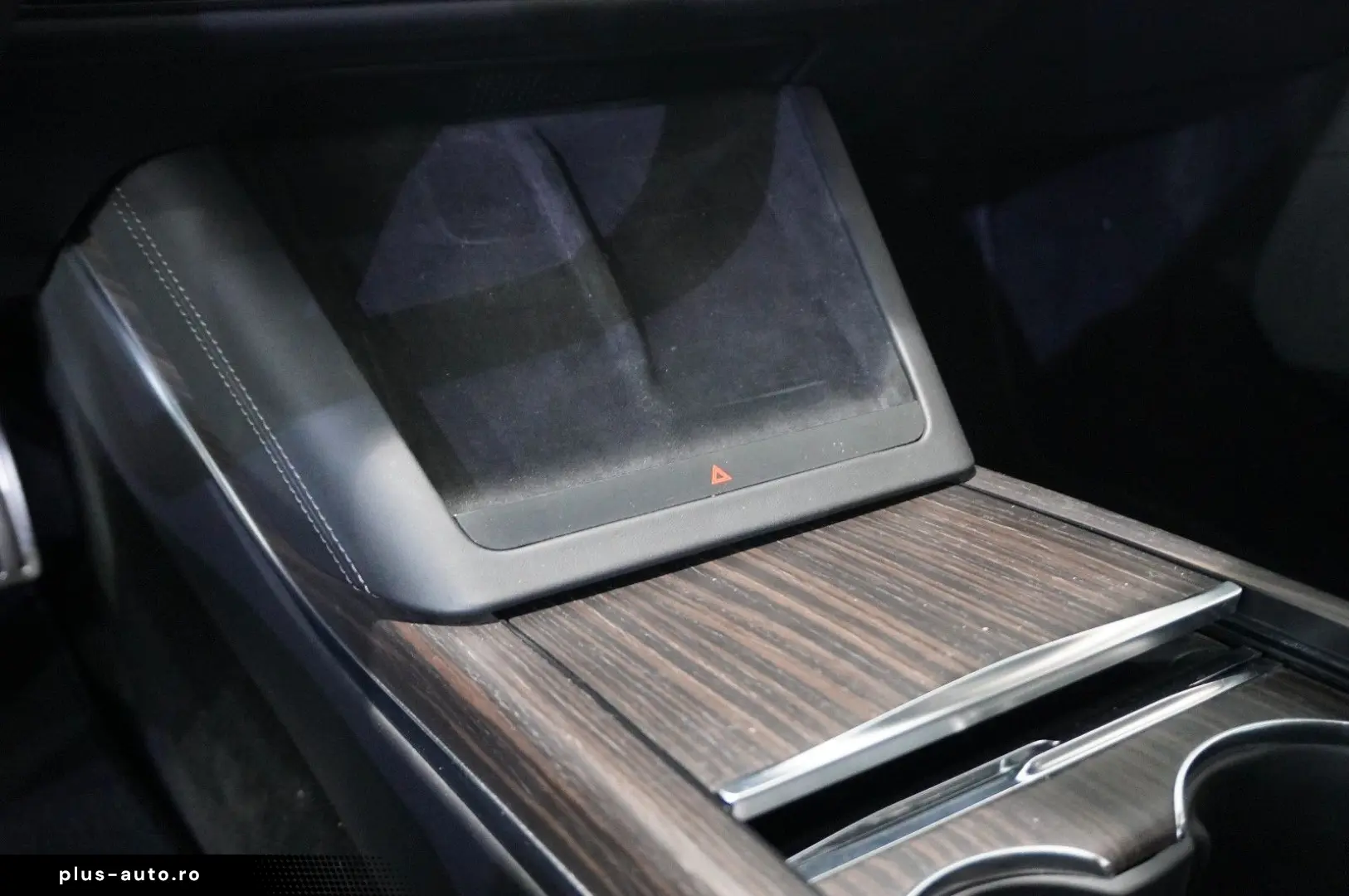 TESLA Model S DUAL-MOTOR LONGRANGE