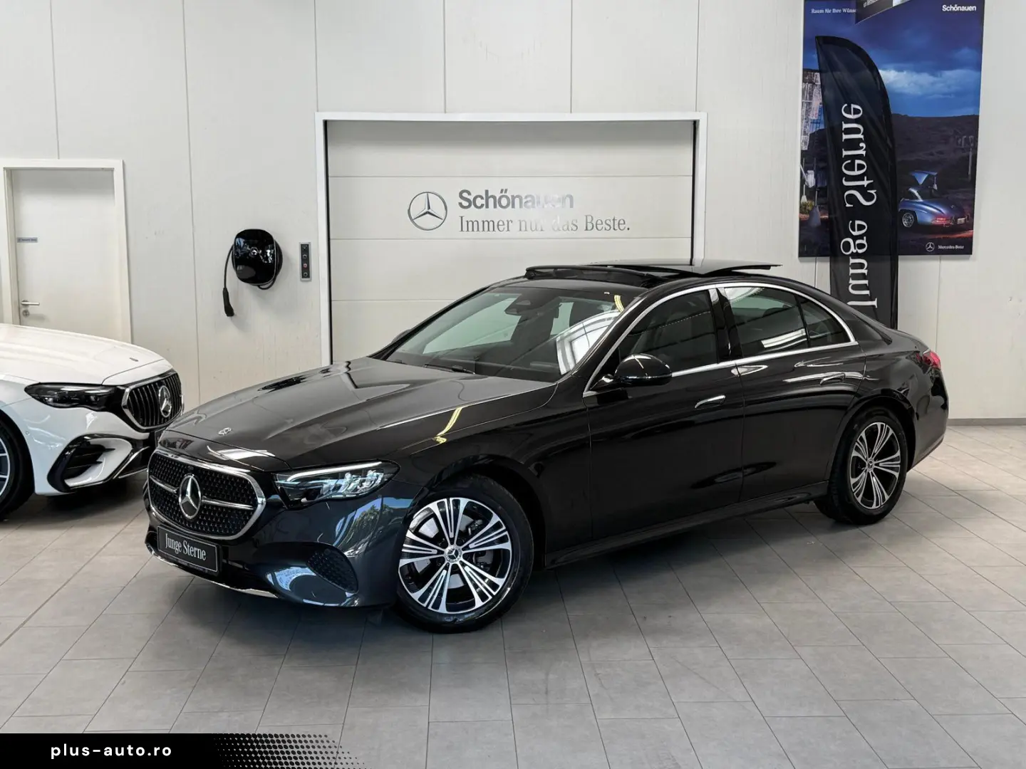 MERCEDES-BENZ E220 d 4M AVANTGARDE ADV. PANO DISTR A&hellip;