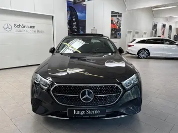 MERCEDES-BENZ E220 d 4M AVANTGARDE