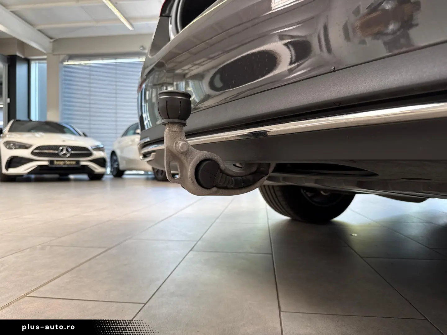 MERCEDES-BENZ E220 d 4M AVANTGARDE