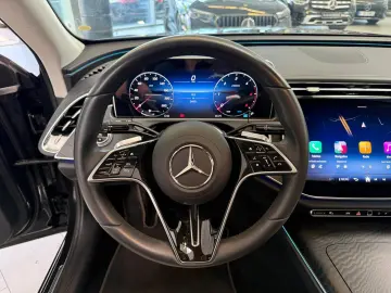 MERCEDES-BENZ E220 d 4M AVANTGARDE