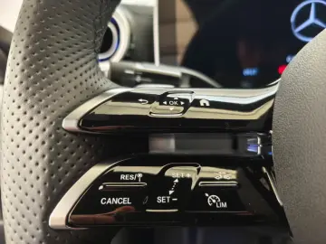 Mercedes-Benz CLE 300 4M AMG Advanced  DigiLight Pano