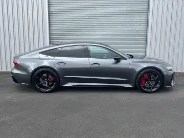 AUDI RS7 4.0 TFSI Performance SHZ 280 k mh HUD Pano
