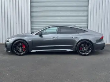 AUDI RS7 4.0 TFSI Performance SHZ 280 k mh HUD Pano