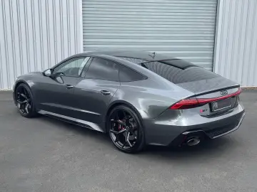 AUDI RS7 4.0 TFSI Performance SHZ 280 k mh HUD Pano