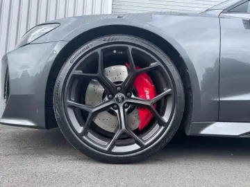 AUDI RS7 4.0 TFSI Performance SHZ 280 k mh HUD Pano