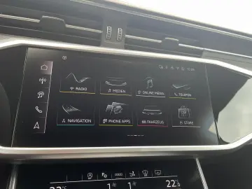 AUDI RS7 4.0 TFSI Performance SHZ 280 k mh HUD Pano