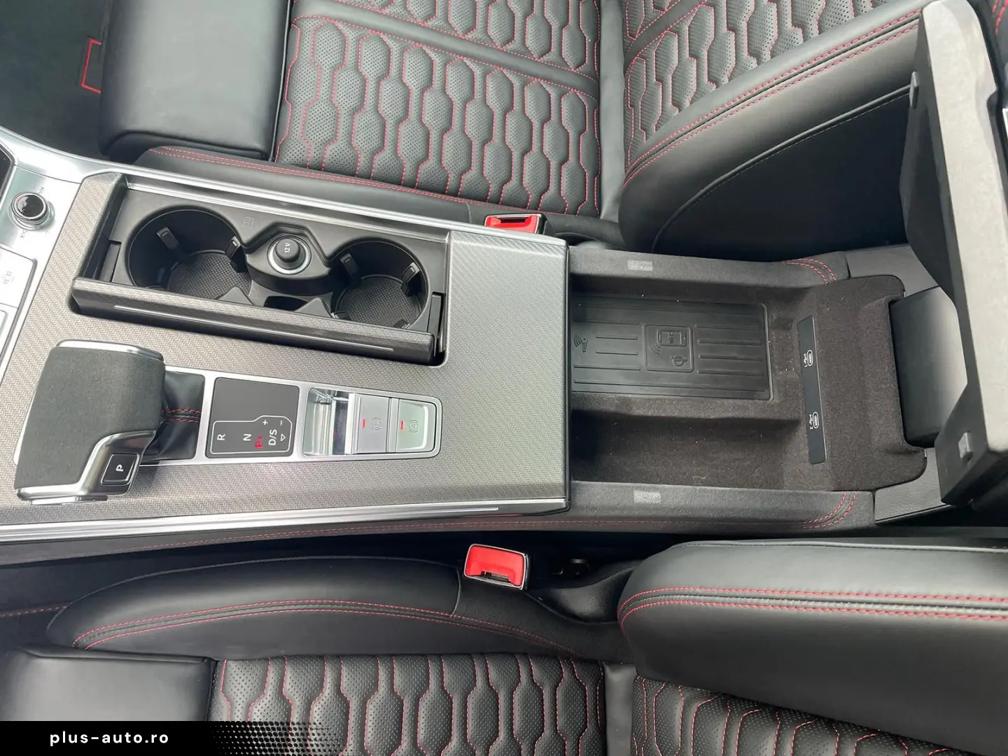 AUDI RS7 4.0 TFSI Performance SHZ 280 k mh HUD Pano