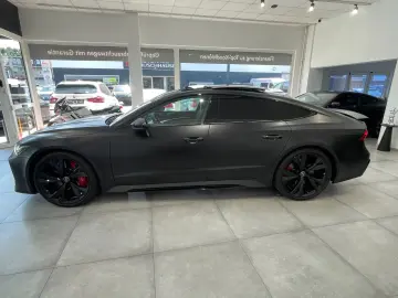 AUDI RS7 Sportback 4.0 TFSI quattro 1.Hand Pano VOLL