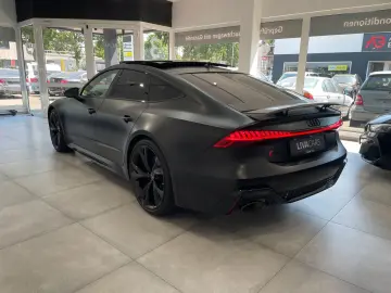 AUDI RS7 Sportback 4.0 TFSI quattro 1.Hand Pano VOLL