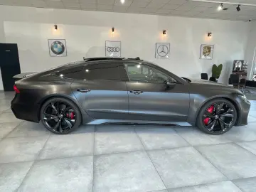 AUDI RS7 Sportback 4.0 TFSI quattro 1.Hand Pano VOLL