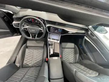 AUDI RS7 Sportback 4.0 TFSI quattro 1.Hand Pano VOLL