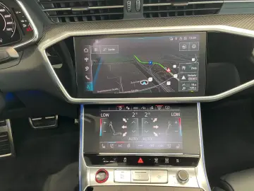 AUDI RS7 Sportback 4.0 TFSI quattro 1.Hand Pano VOLL