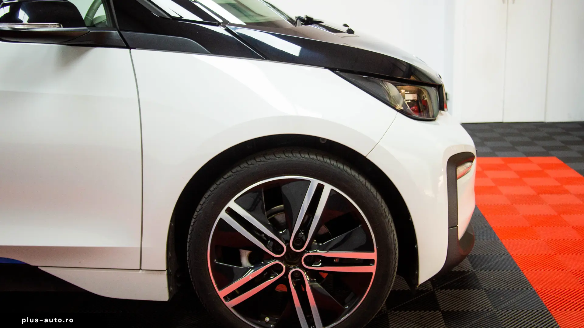 BMW i3 120 Ah – Bateria mare de 42.2 kWh