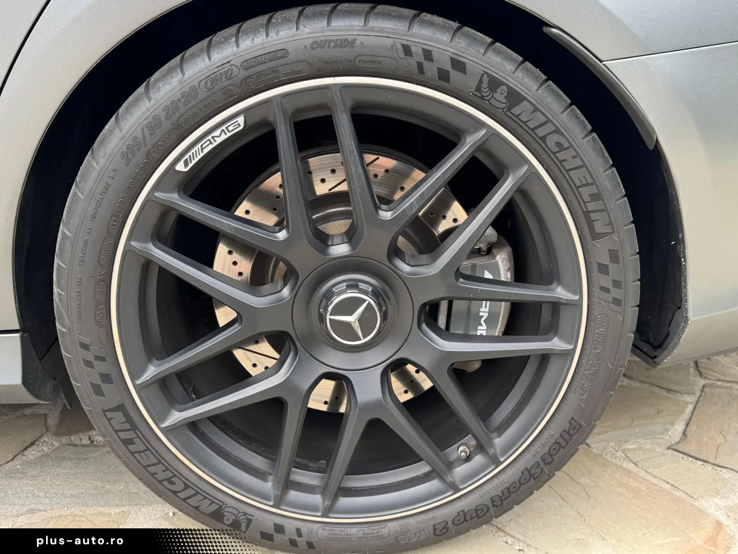 Mercedes-Benz E 63 AMG