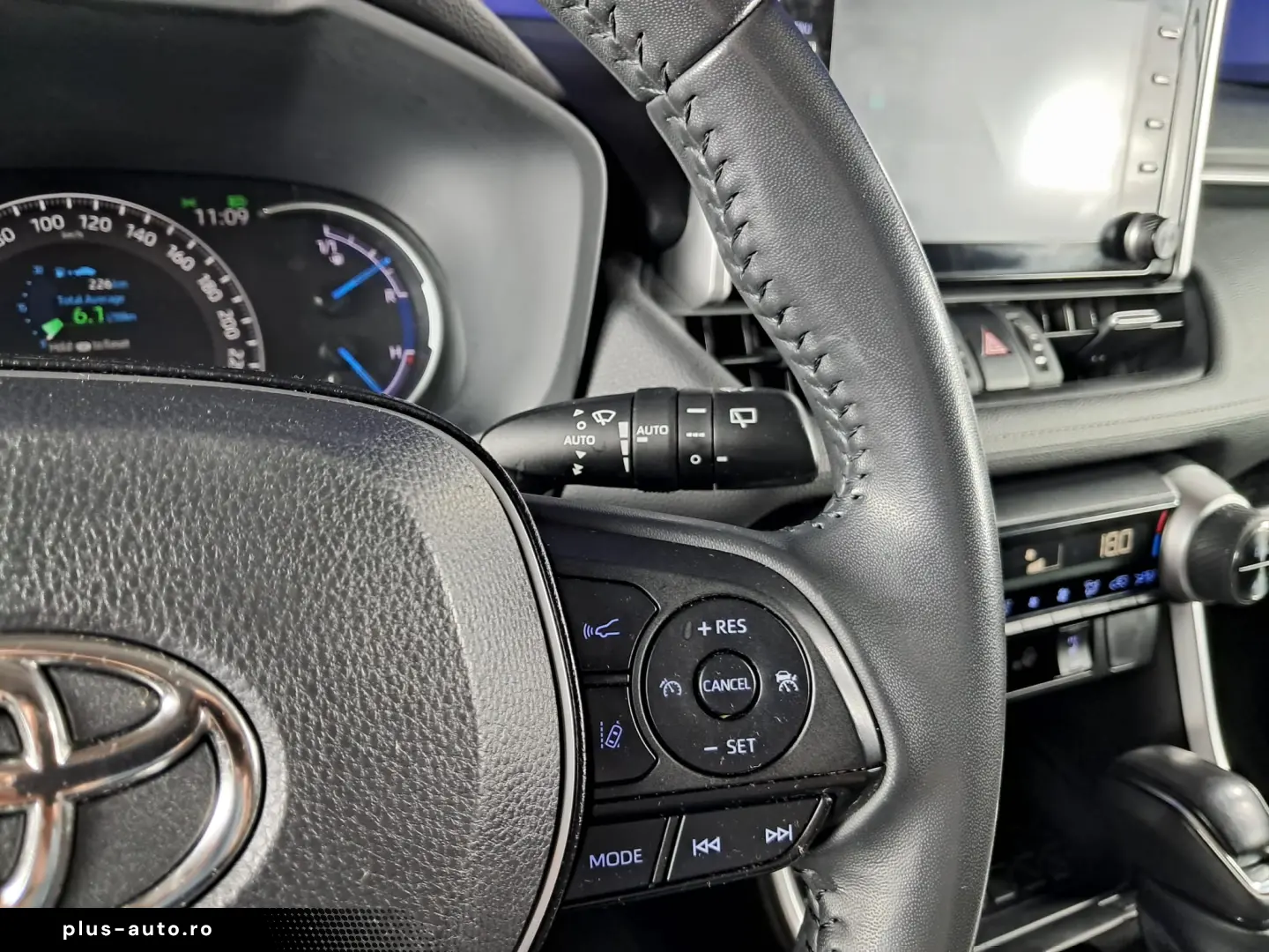 TOYOTA RAV 4 DYNAMIC HSD E-CVT HYBRID 2.5i 178CP 2022