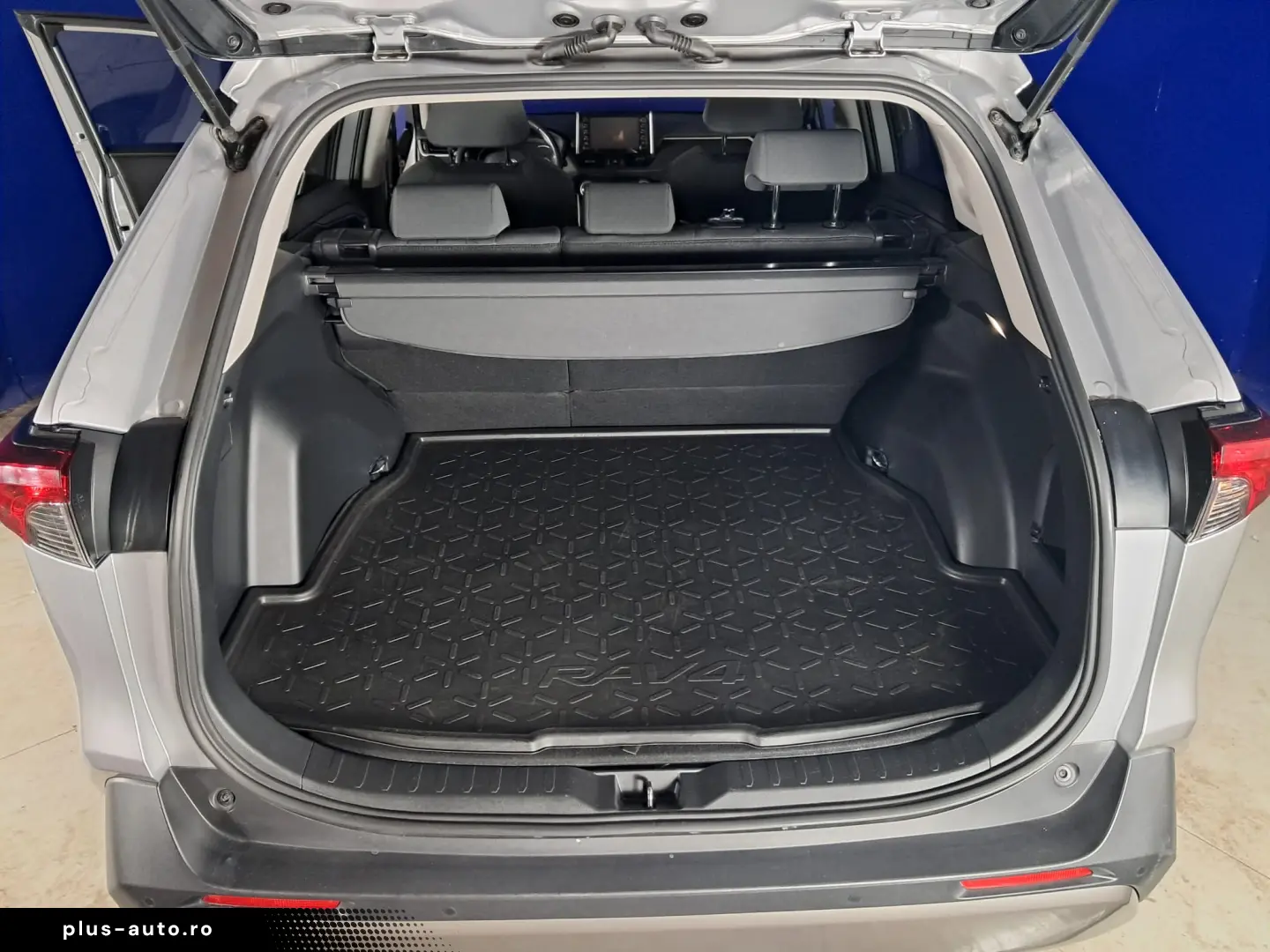 TOYOTA RAV 4 DYNAMIC HSD E-CVT HYBRID 2.5i 178CP 2022