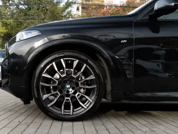 BMW X5 40d M SPORT.