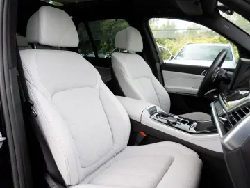 BMW X5 40d M SPORT.