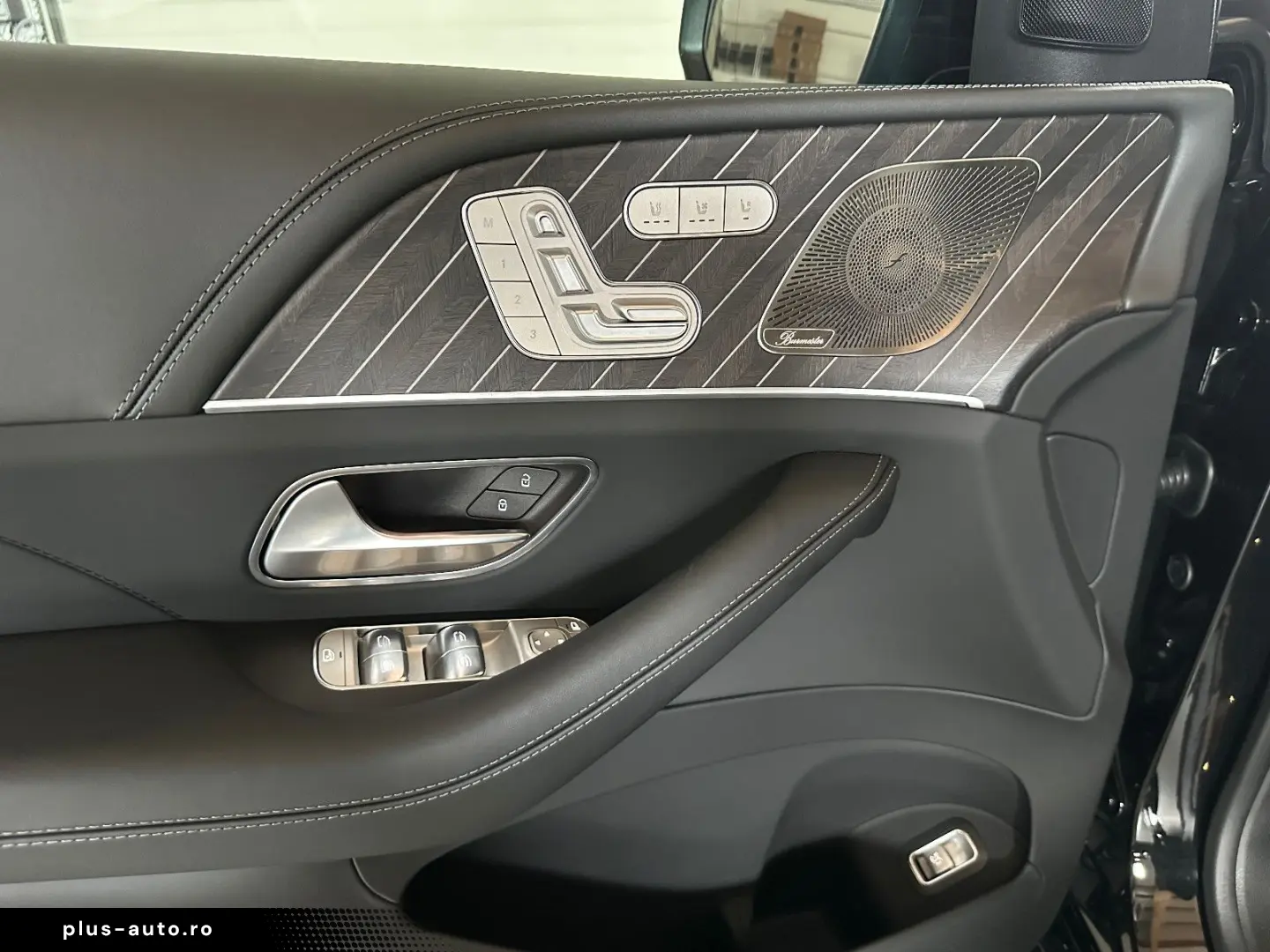 MERCEDES-BENZ GLS 600 Maybach NIGHT SERIES