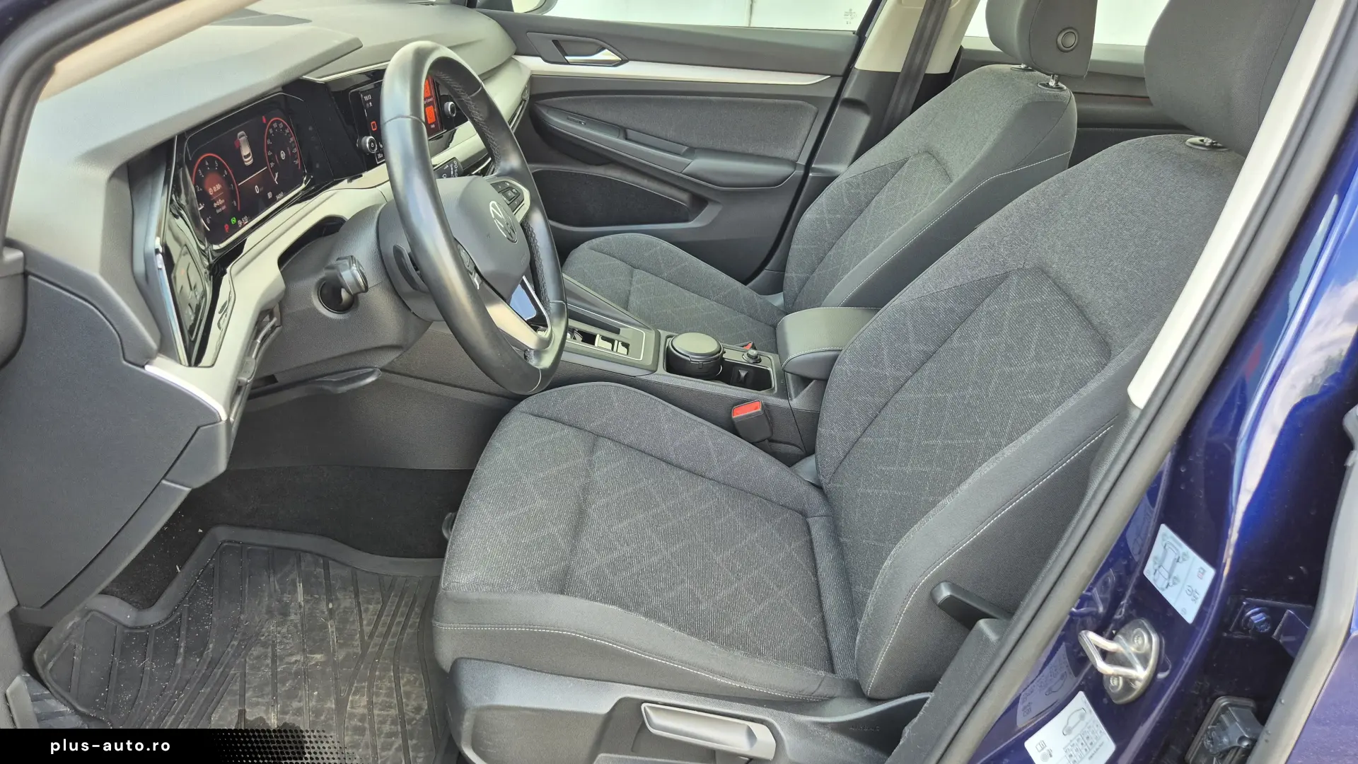 Volkswagen Golf 1.0 eTSI 110 CP DSG MHEV Life