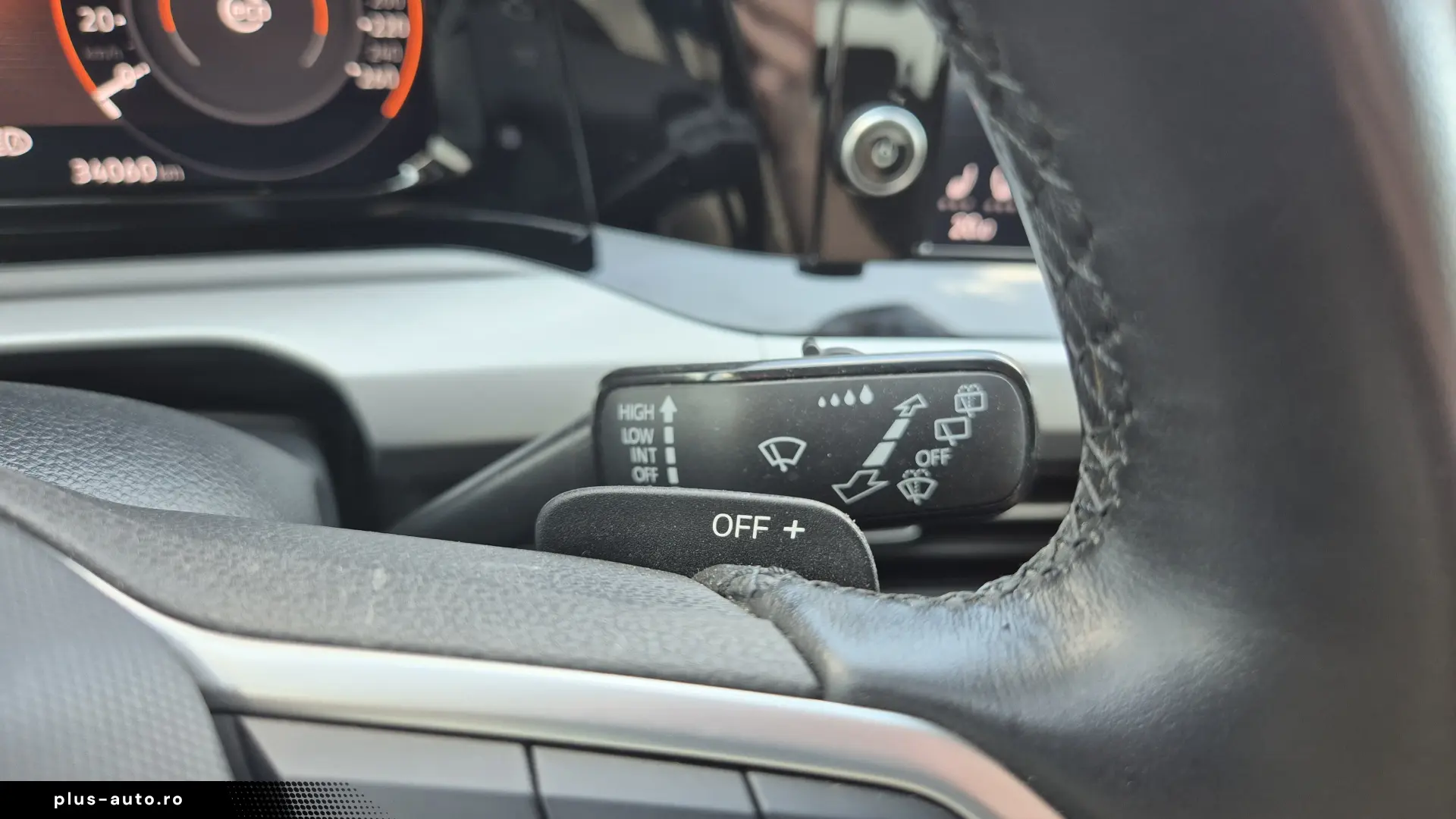 Volkswagen Golf 1.0 eTSI 110 CP DSG MHEV Life