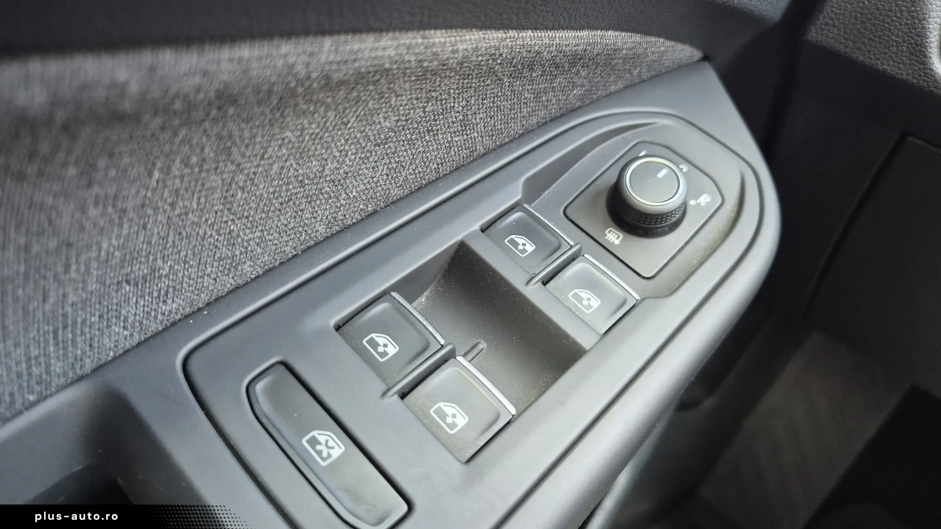 Volkswagen Golf 1.0 eTSI 110 CP DSG MHEV Life