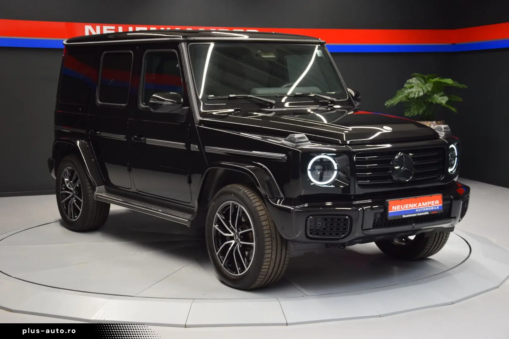 MERCEDES-BENZ G 450d AMG Line Burmester ACC AHK