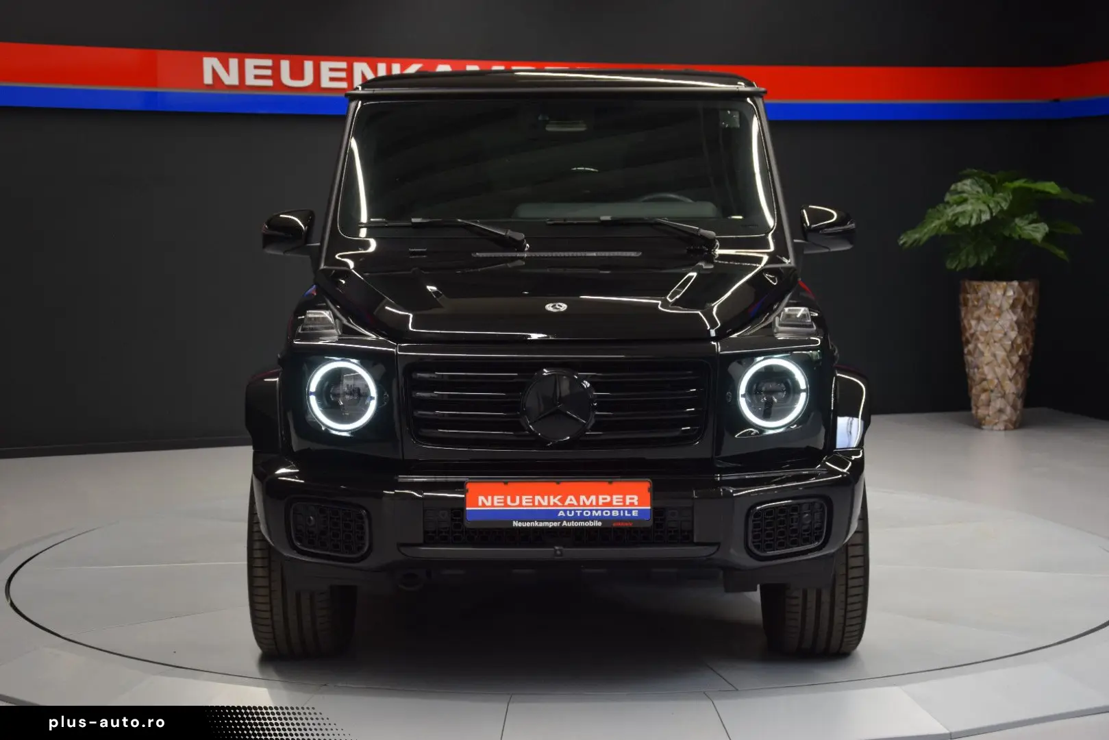 MERCEDES-BENZ G 450d AMG Line Burmester ACC AHK