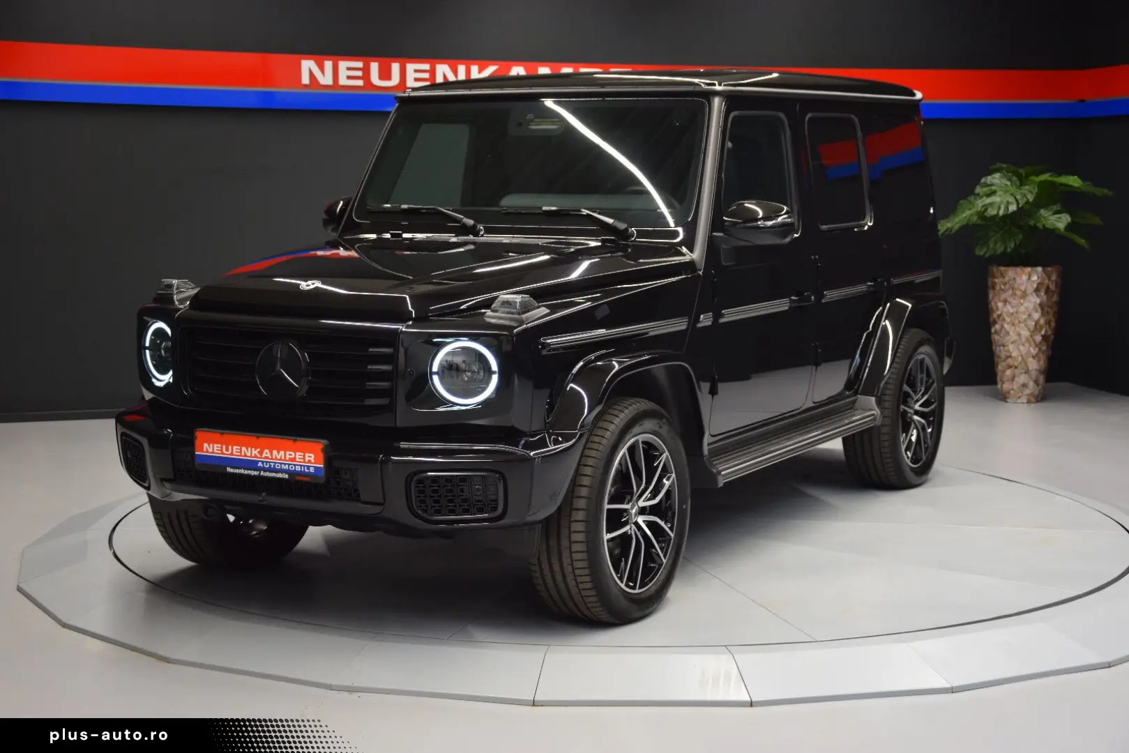 MERCEDES-BENZ G 450d AMG Line Burmester ACC AHK