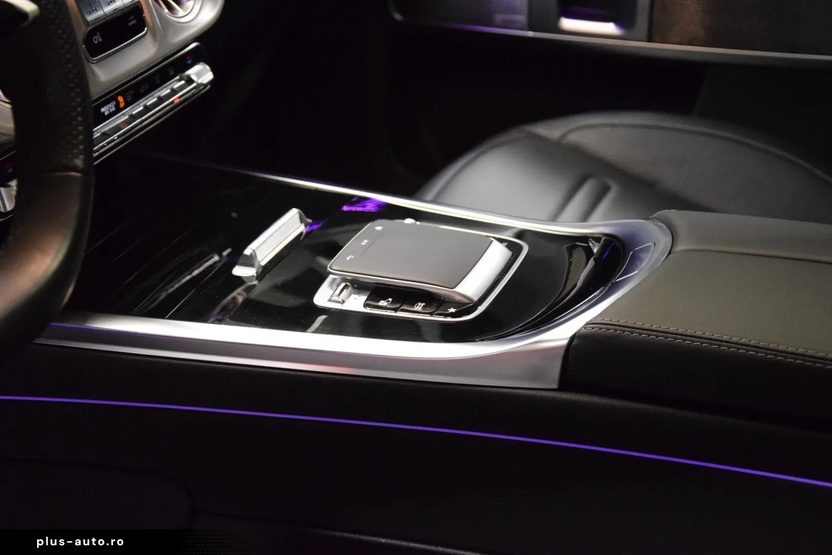 MERCEDES-BENZ G 450d AMG Line Burmester ACC AHK
