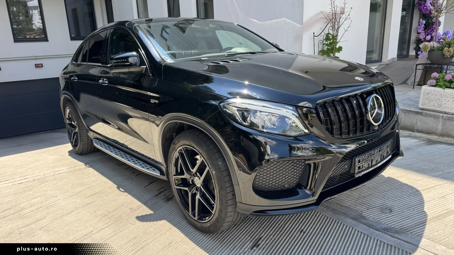 Mercedes Benz GLE 43 AMG Coupe Orange Art Special Edition