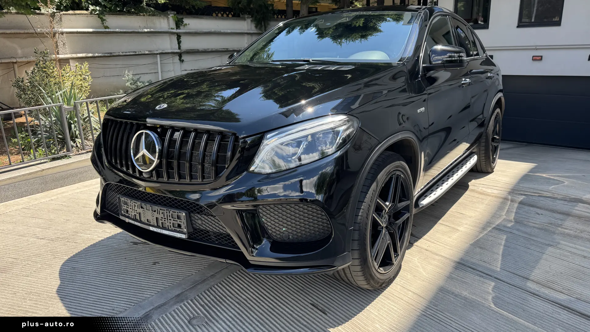 Mercedes Benz GLE 43 AMG Coupe Orange Art Special Edition