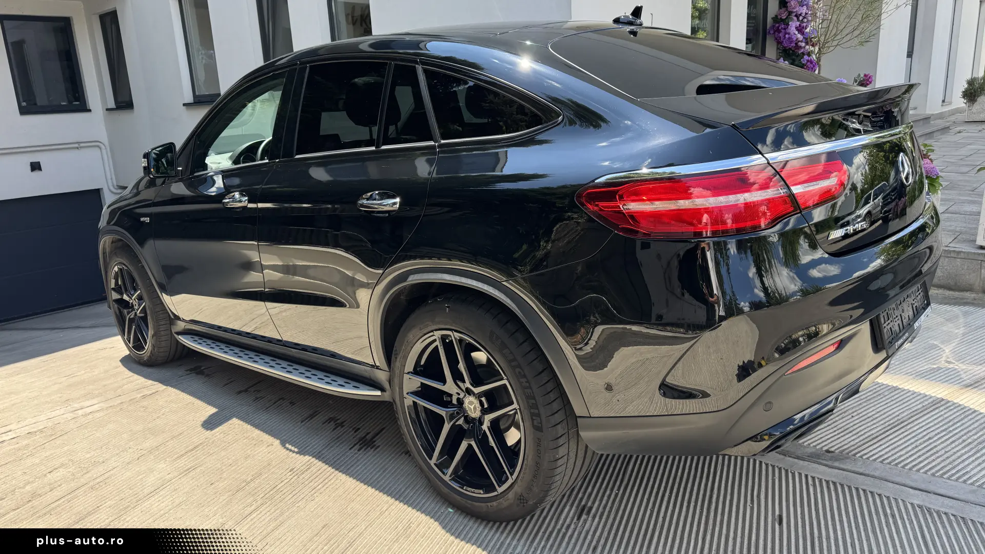 Mercedes Benz GLE 43 AMG Coupe Orange Art Special Edition
