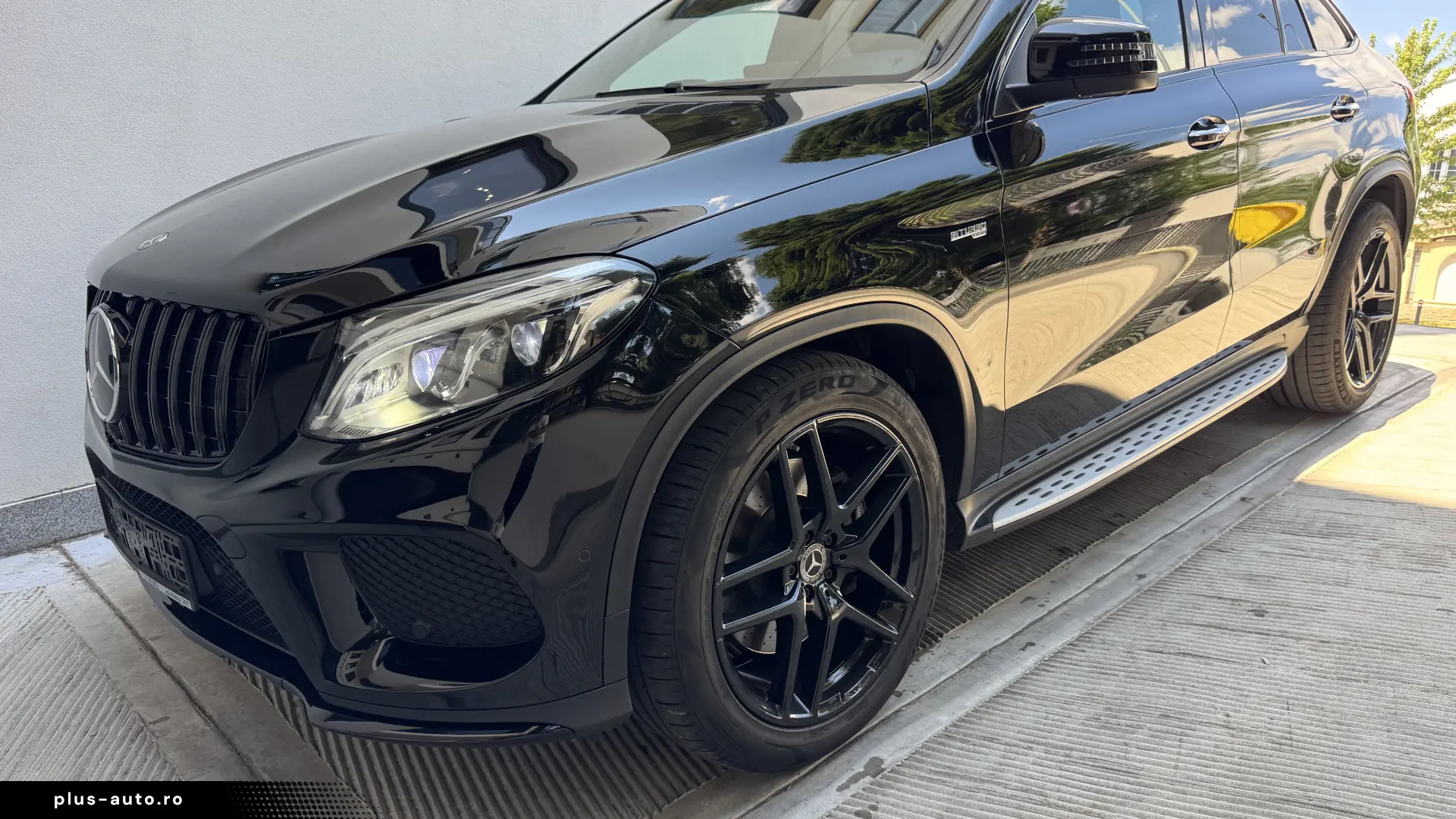 Mercedes Benz GLE 43 AMG Coupe Orange Art Special Edition