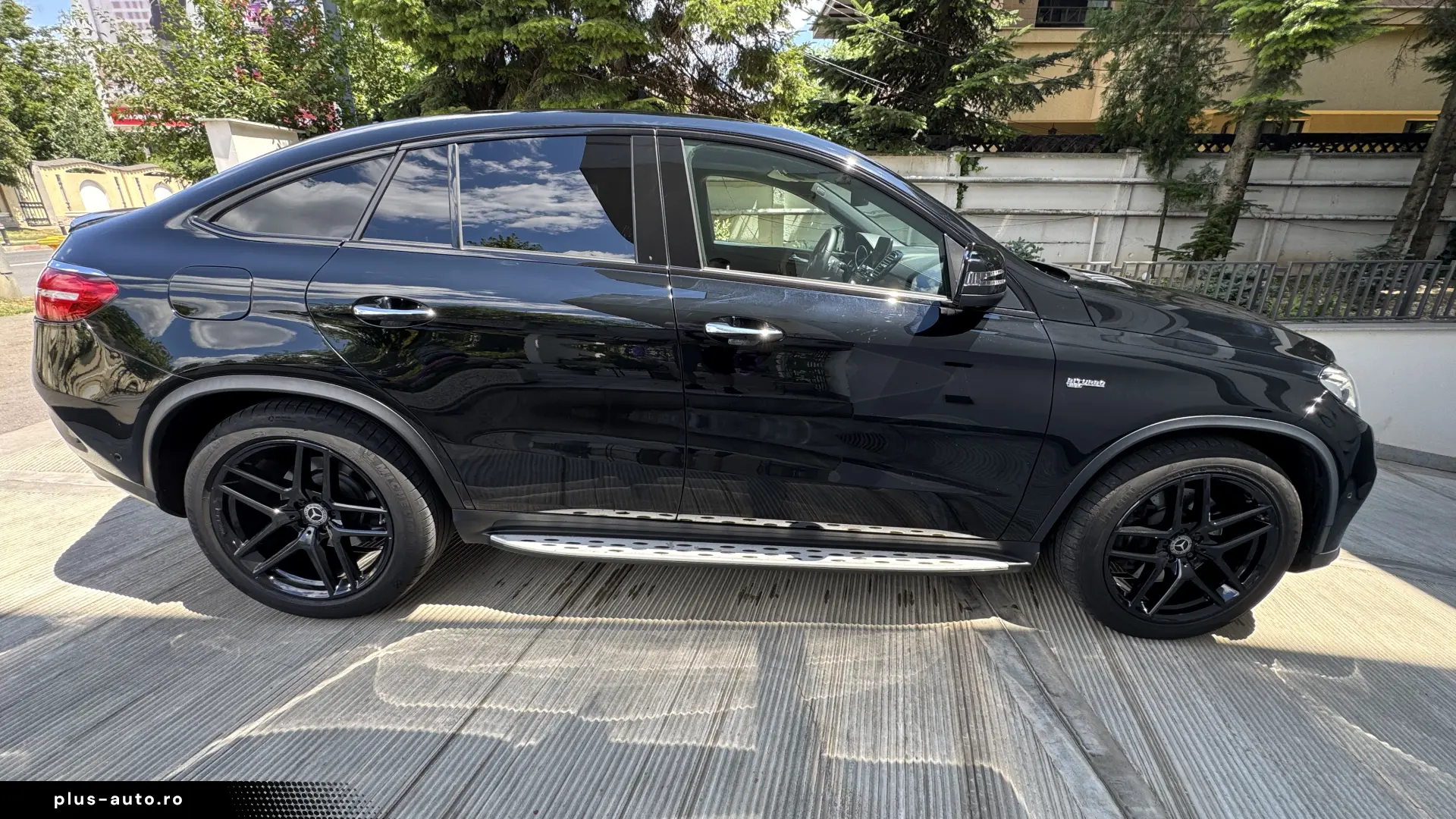Mercedes Benz GLE 43 AMG Coupe Orange Art Special Edition