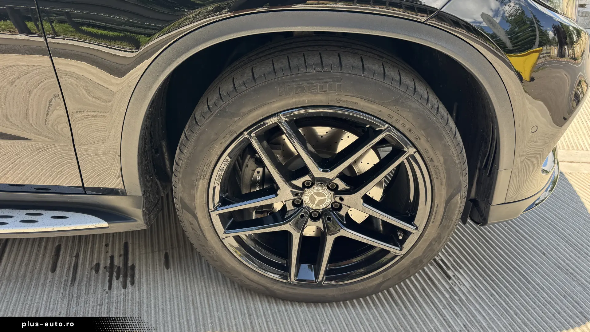 Mercedes Benz GLE 43 AMG Coupe Orange Art Special Edition