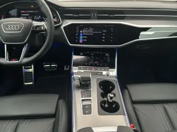 Audi A6 Avant 45 TFSI S-LINE