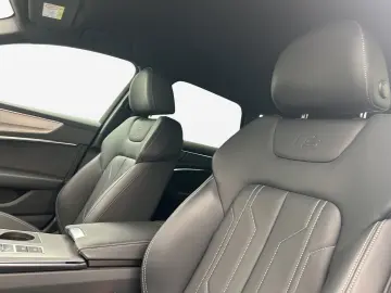 Audi A6 Avant 45 TFSI S-LINE