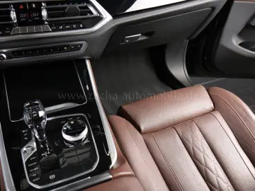 BMW X5 xDr.40d M-Sportp.AHK.Panod.Sitzbel.DrivProf.P