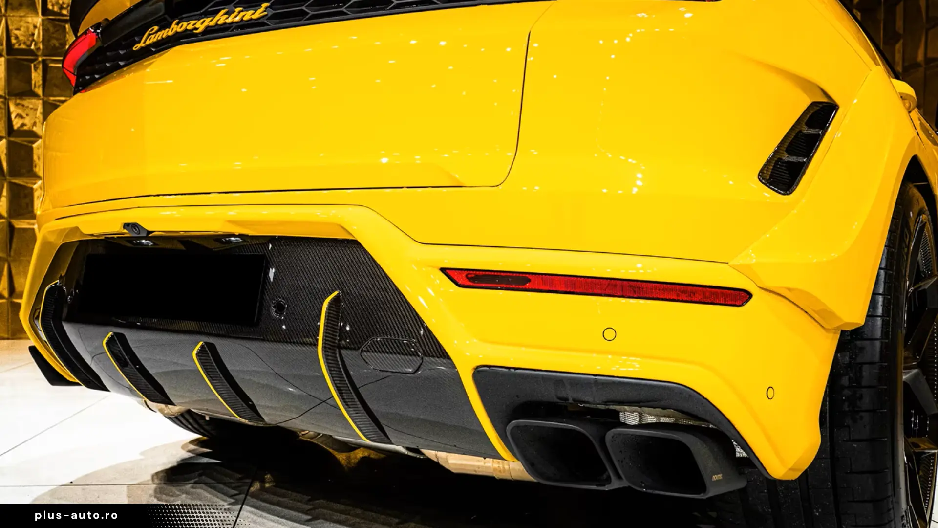 Lamborghini Urus SE - NOVITEC - ESTESO - LIVRARE RAPIDA!