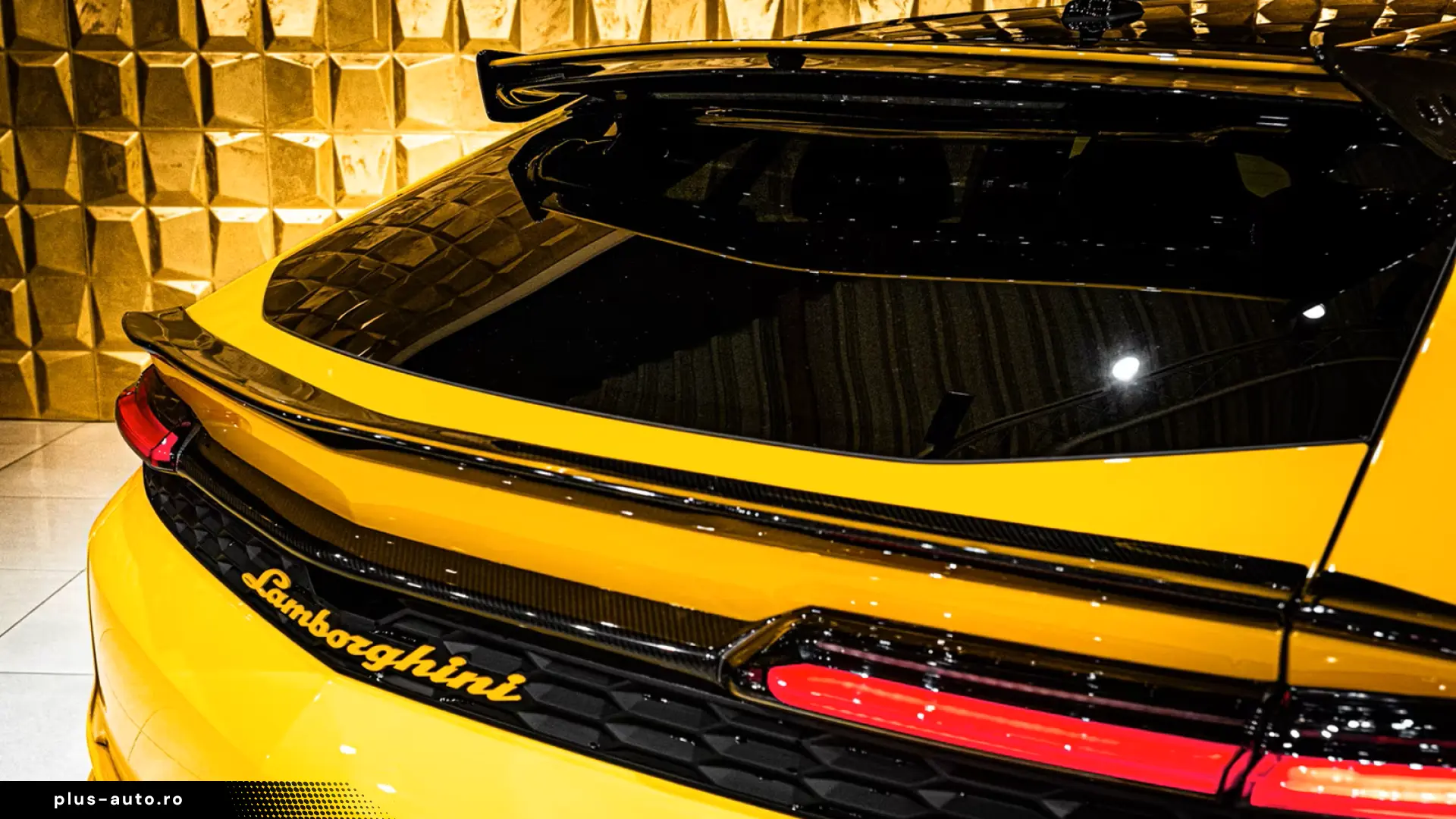 Lamborghini Urus SE - NOVITEC - ESTESO - LIVRARE RAPIDA!